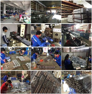 ตกแต่งบ้าน ความยาวที่กำหนดเอง 28 มม. เสาบิดโลหะราวม่านคู่และราง