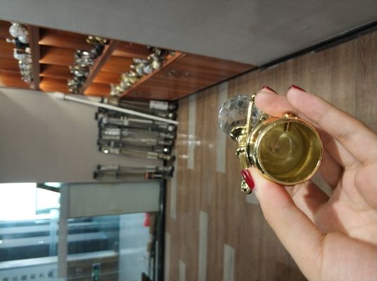 ขายส่งคริสตัลทองเสาม่านโลหะ finials ราวม่านอุปกรณ์เสริมสำหรับราวม่าน