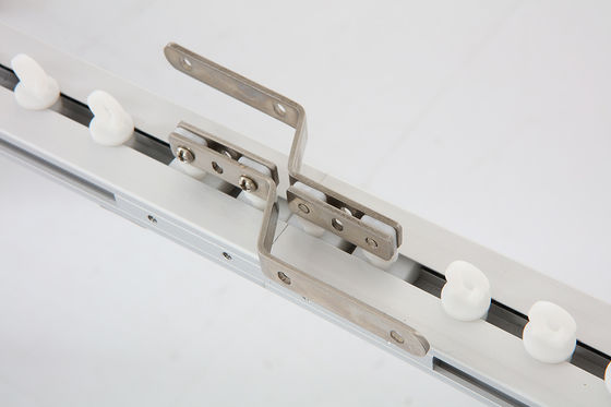 รางม่านปรับเสียงเงียบแบบไฟฟ้า Telescopic วัสดุอลูมิเนียมอัลลอยด์