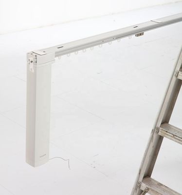 รางม่านปรับเสียงเงียบแบบไฟฟ้า Telescopic วัสดุอลูมิเนียมอัลลอยด์