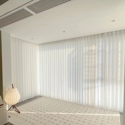 ผ้าม่านกึ่งตาบอดแบบแมนนวลระบายอากาศป้องกัน Uv White Dream Vertical Cord Control
