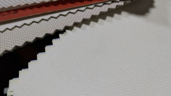 China Factory L10 System Rolling Curtains สารหน่วงไฟ 90% ช่องเปิด, เลนส์