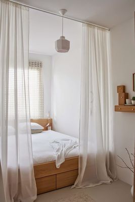ม่านโปร่งรูปงูขาวโปร่งและบังแดด ระเบียง Bay Windows